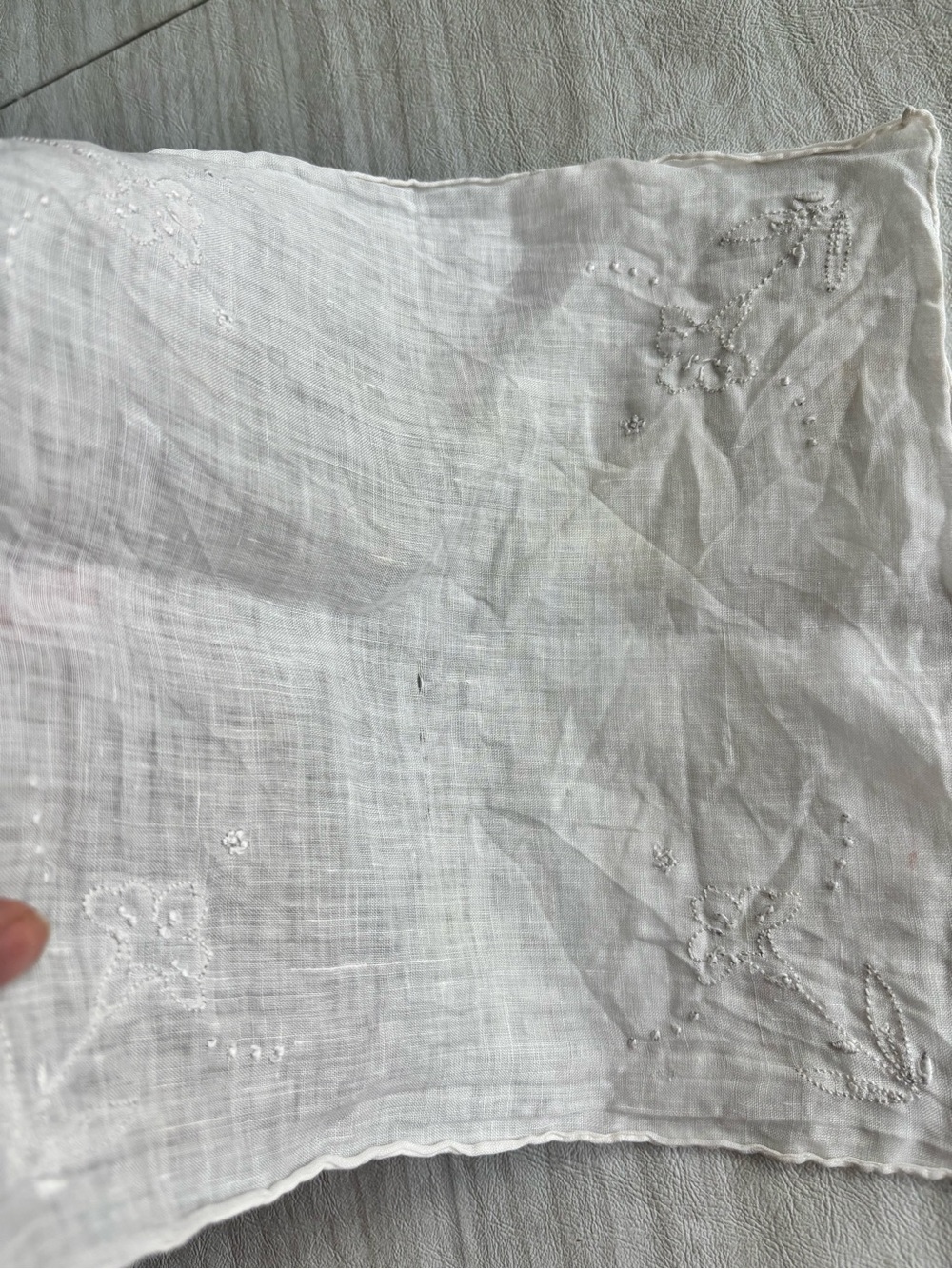 Vintage Embroidered Handkerchief Lot of 7 Floral Lace White Linen Cotton - Picture 16 of 16